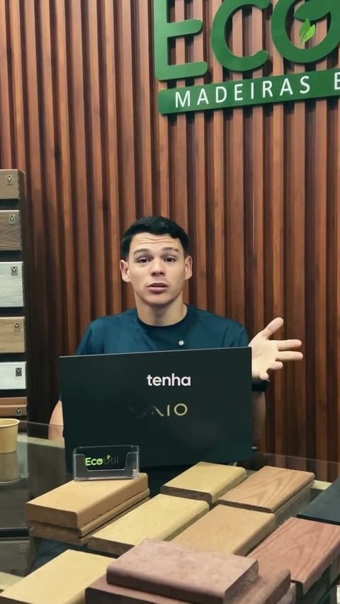 Especialista da EcoÚtil falando sobre projetos de área externa