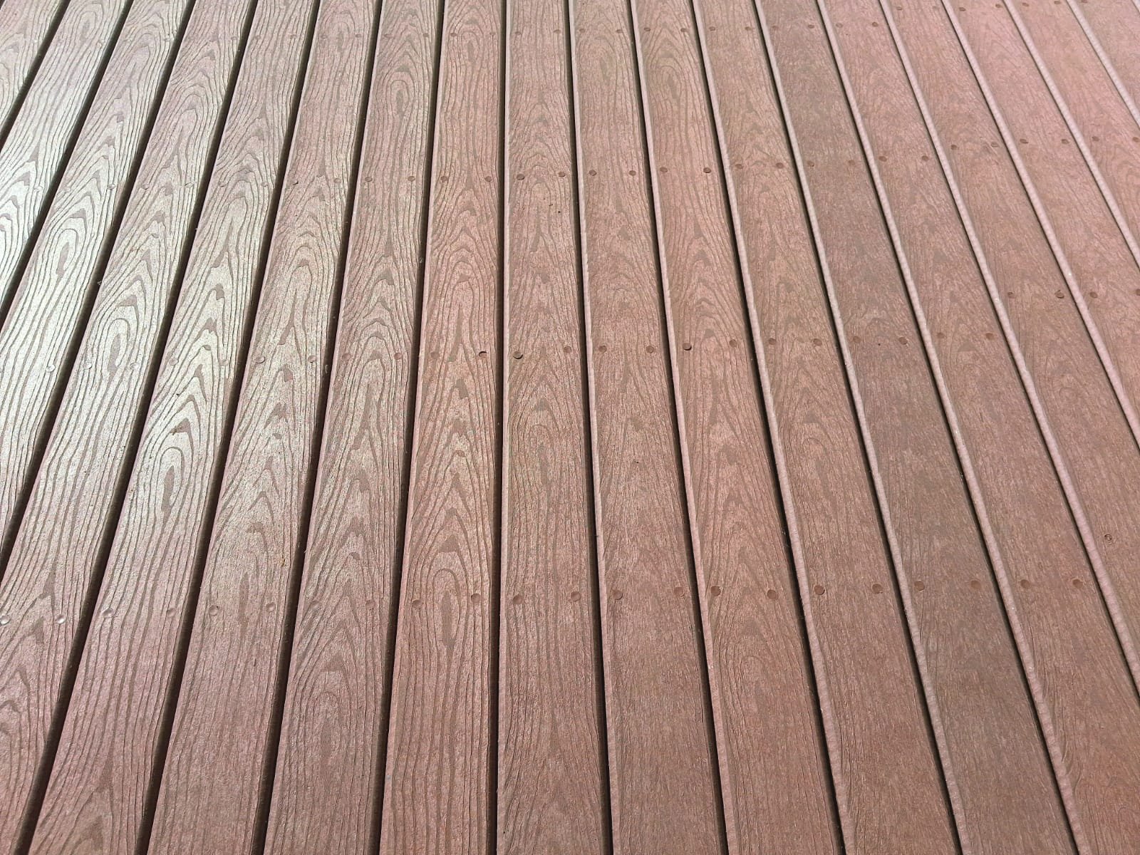 Deck em madeira ecológica