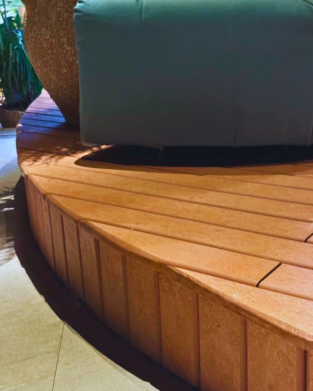 Deck em madeira ecológica EcoÚtil
